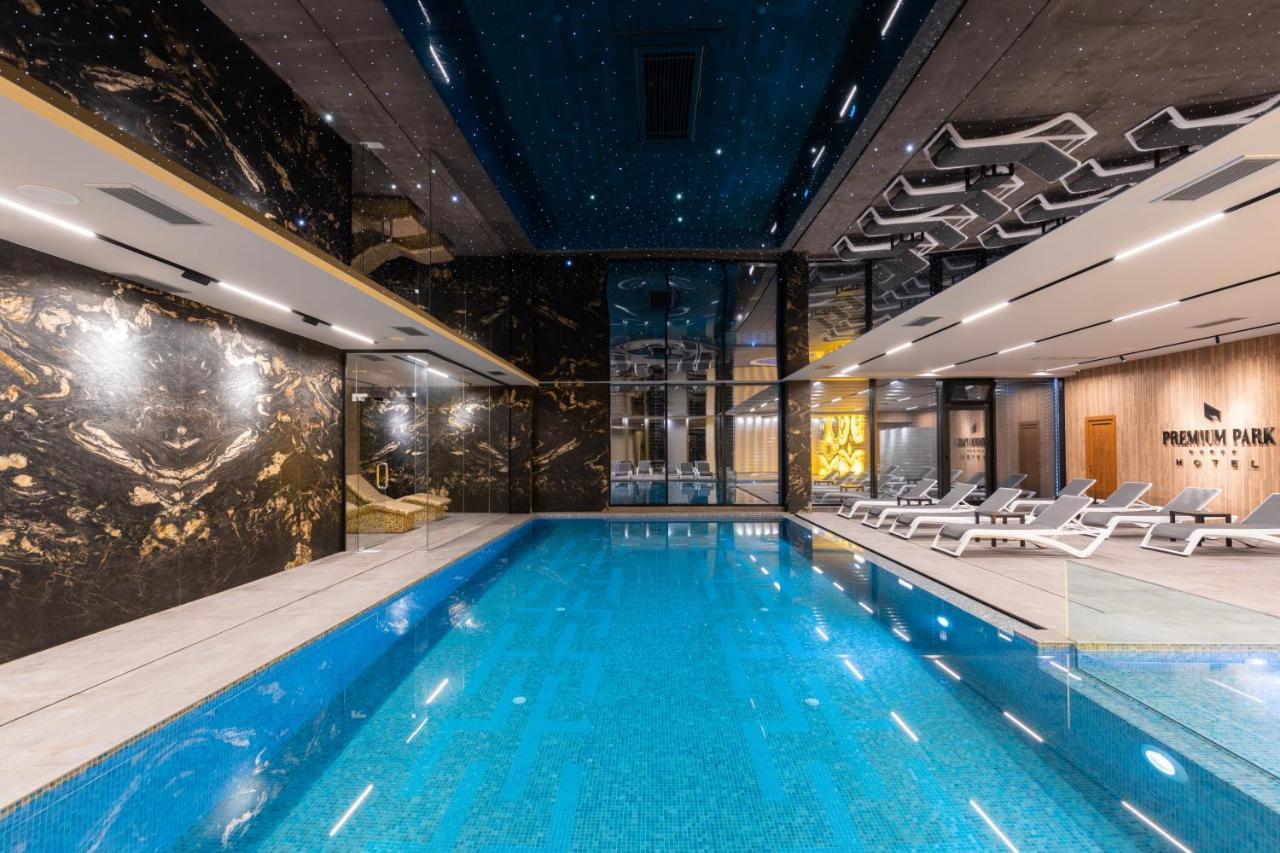 Premium Park Hotel Призрен Экстерьер фото