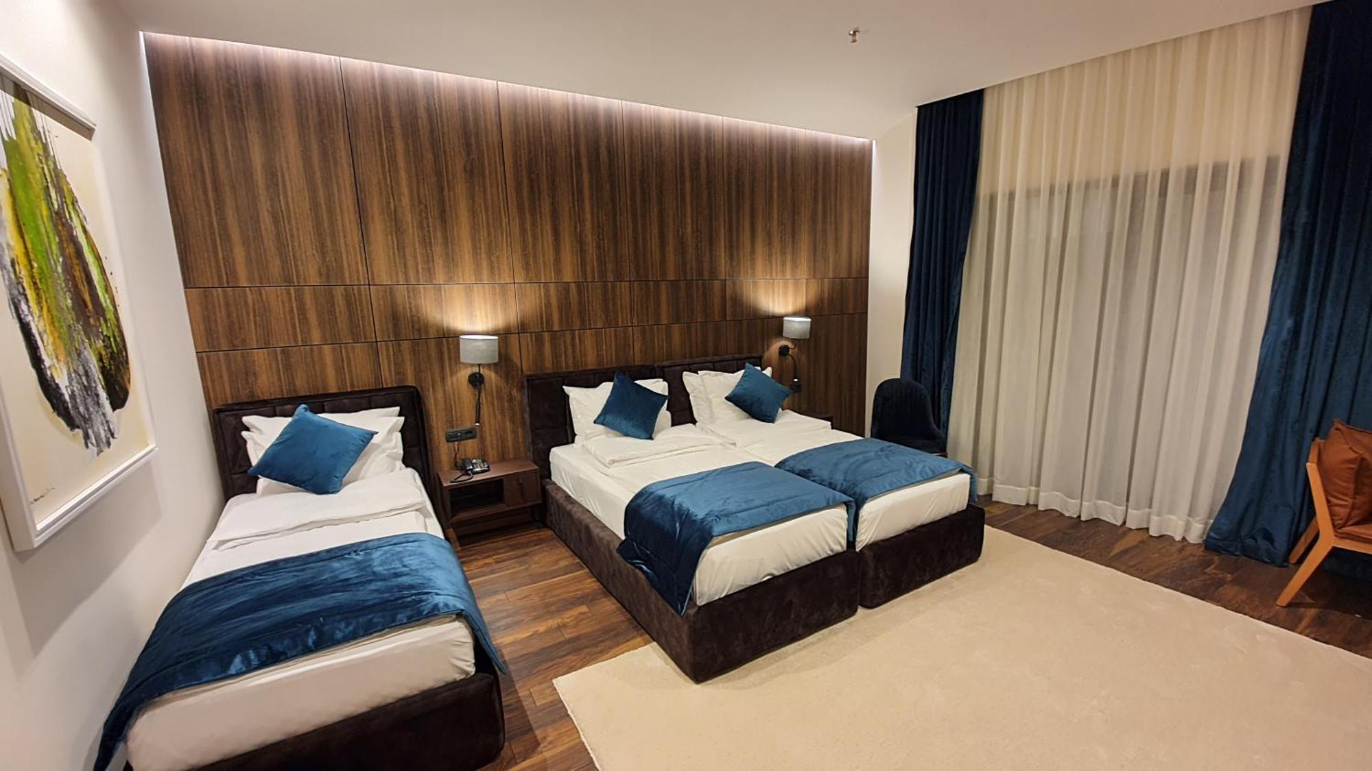 Premium Park Hotel Призрен Номер фото